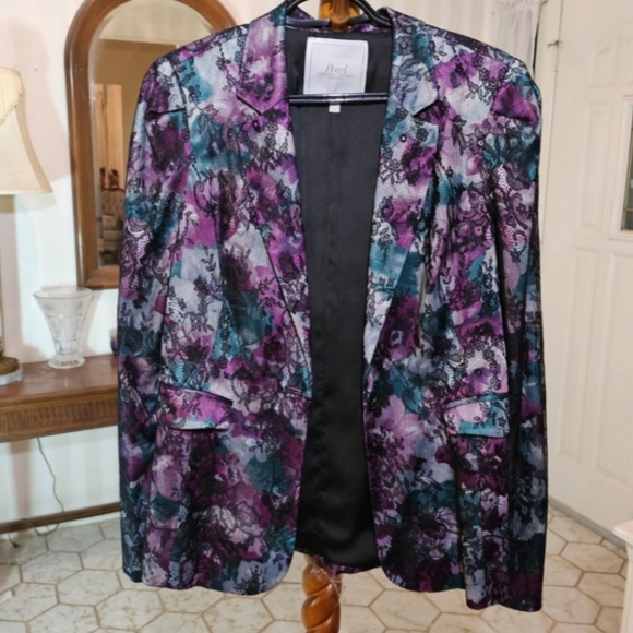 Pearl Georgina Chapman Lace Blazer - Picture 1 of 6